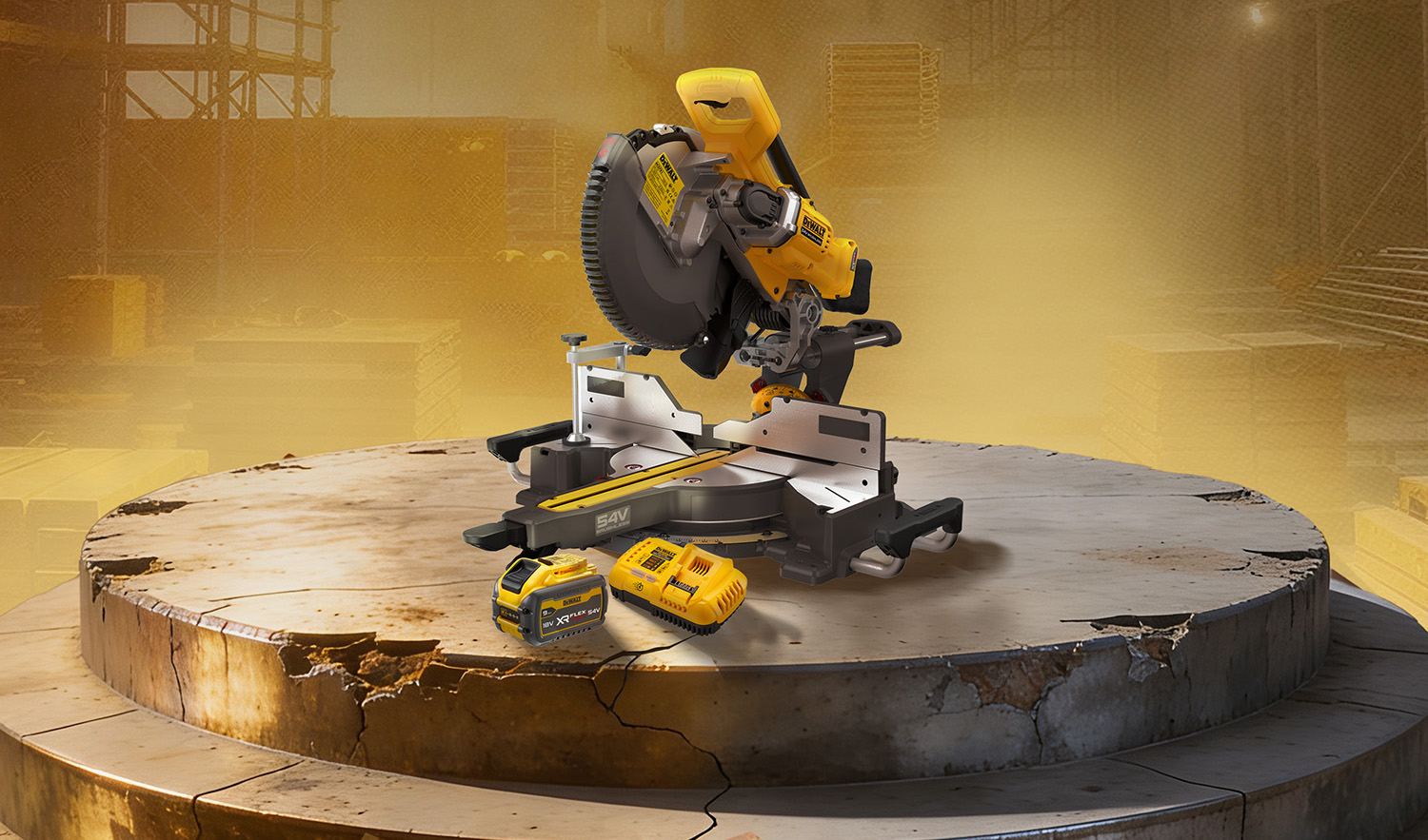Power_Tools_Mitre_Saw_Crop